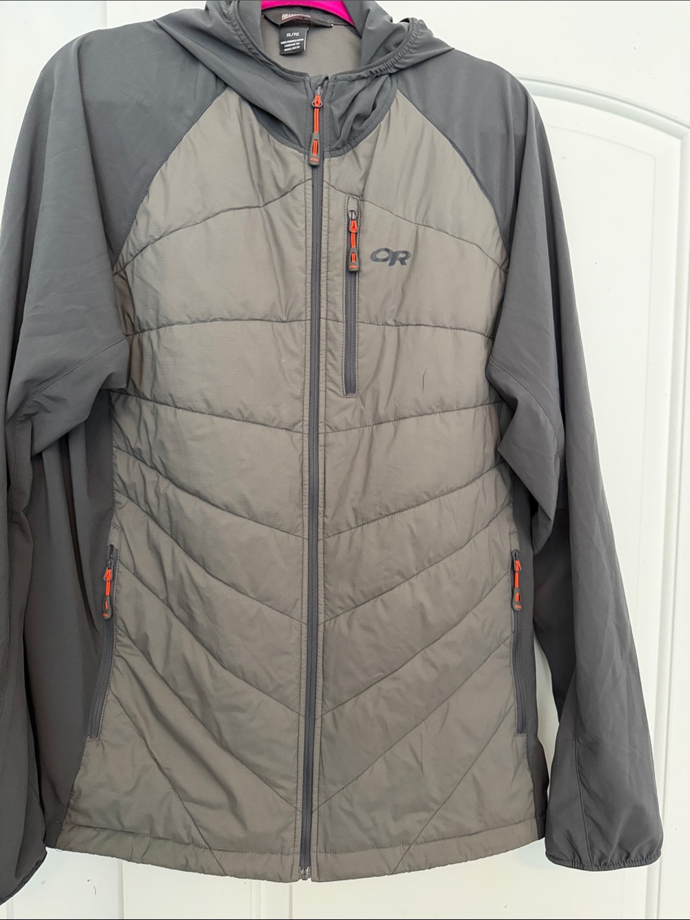 Outdoor Research Gray Hooded Insulated Jacket xl. Men